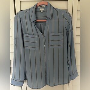 Express Portofino Button Down Camp Shirt Blouse Striped Medium Petite Light Blue